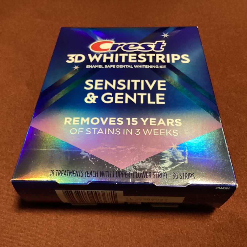 Crest 3D Whitestrips Enamel Safe Dental Whitening Kit 18 treatments =36 strips